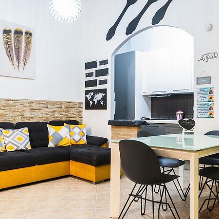 La Casa Di Ryan - Camere - Policlinico - Cittadella Монсеррато Экстерьер фото